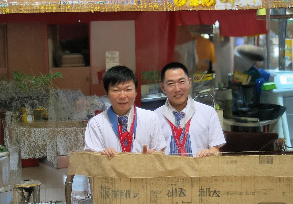 2017NBA季后赛首轮：骑士老鹰激战逆转扣篮瞬间(图2)